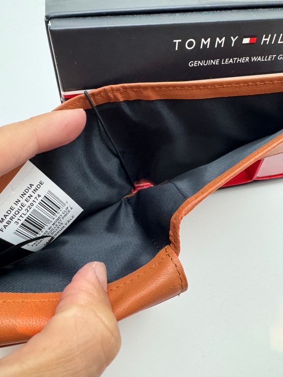 TOMMY HILFIGER Men's Leather Wallet