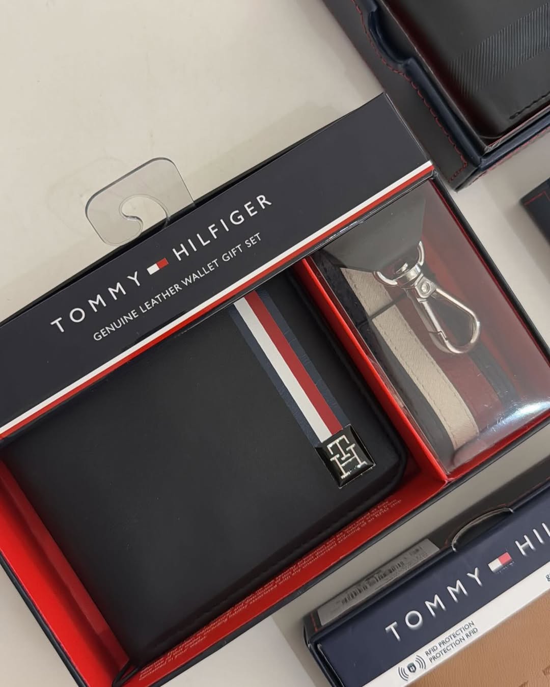 TOMMY HILFIGER Men's Leather Wallet