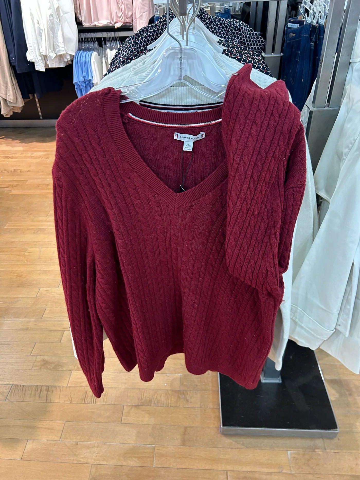 TOMMY HILFIGER Cable-knit wool blend V-neck sweater