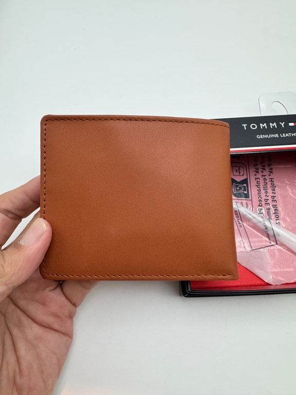 TOMMY HILFIGER Men's Leather Wallet