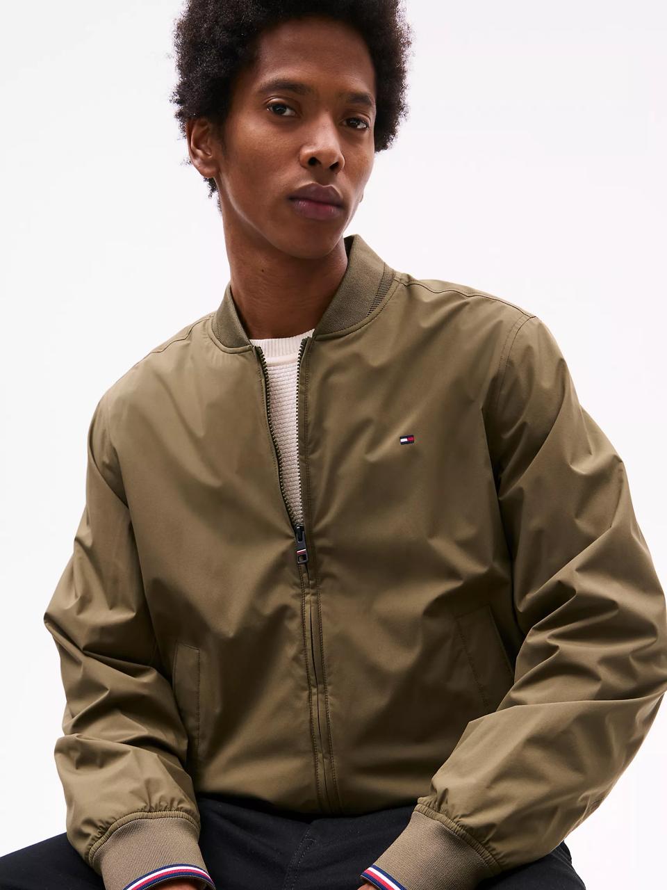 TOMMY HILFIGER Lightweight Water-Resistant Bomber