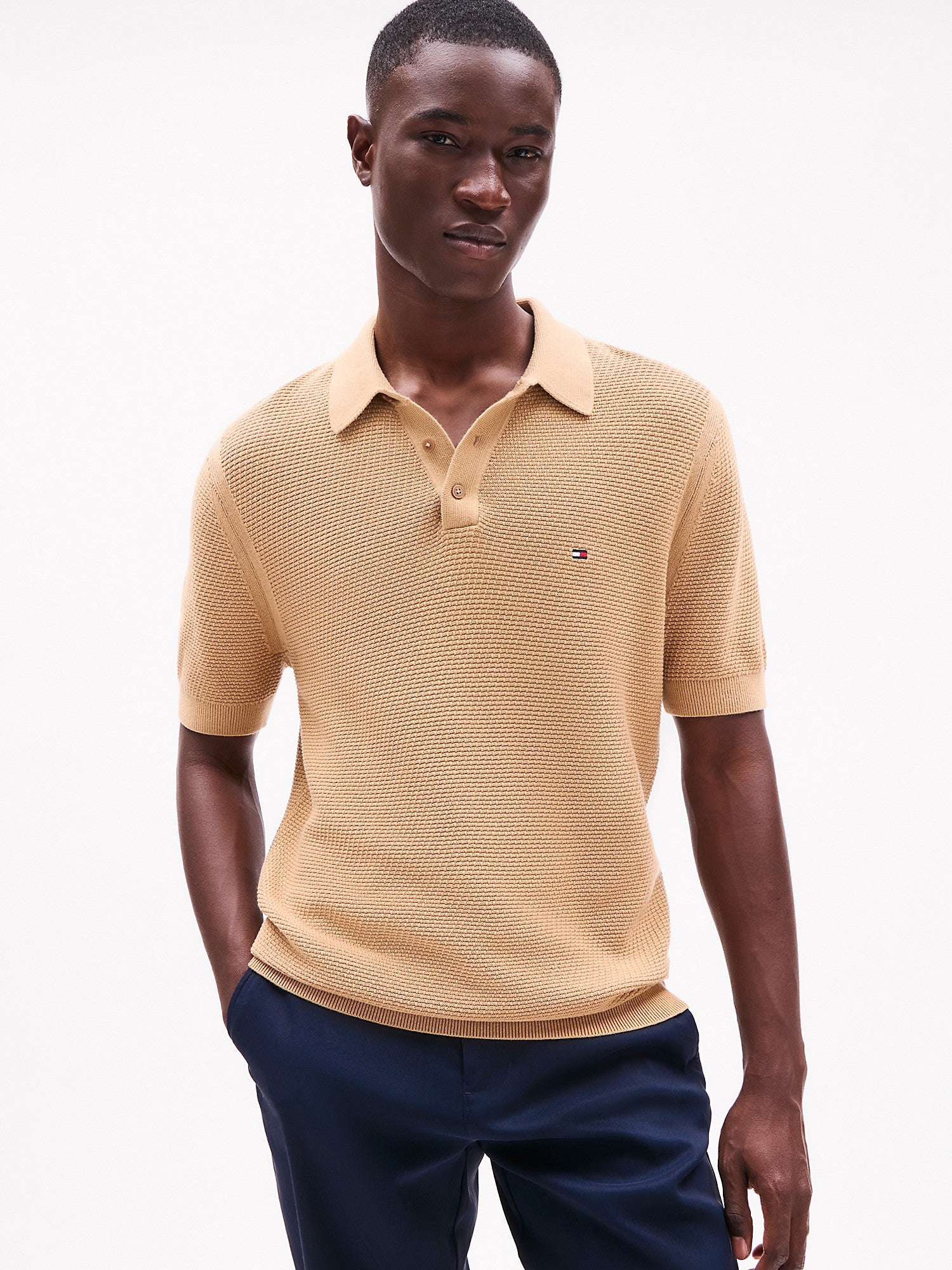 TOMMY HILFIGER men.s Textured Stitch Sweater Polo