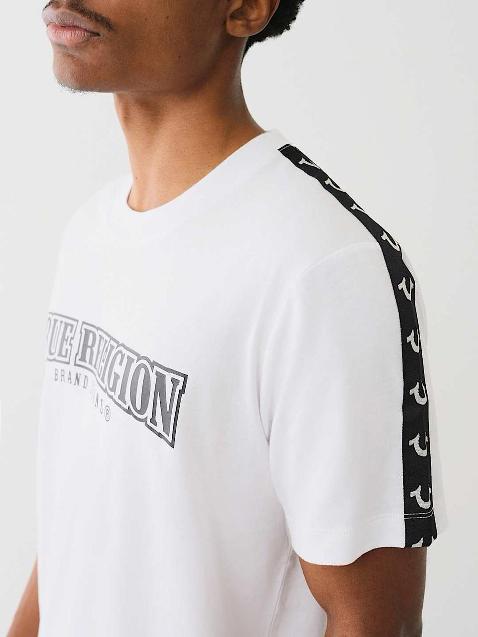 TRUE RELIGION LOGO TAPE GRAPHIC TEE