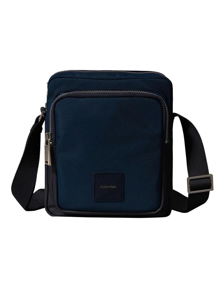 Calvin Klein Utility Reporter Bag in Moonlit Ocean