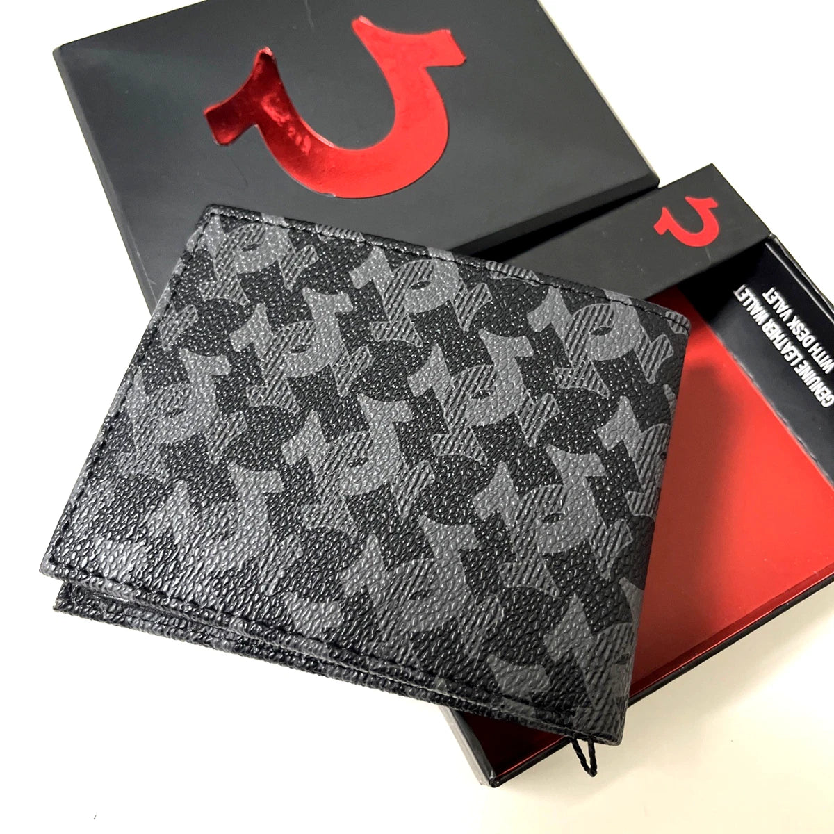 TRUE RELIGION Slim Bifold Wallet Leather Logo