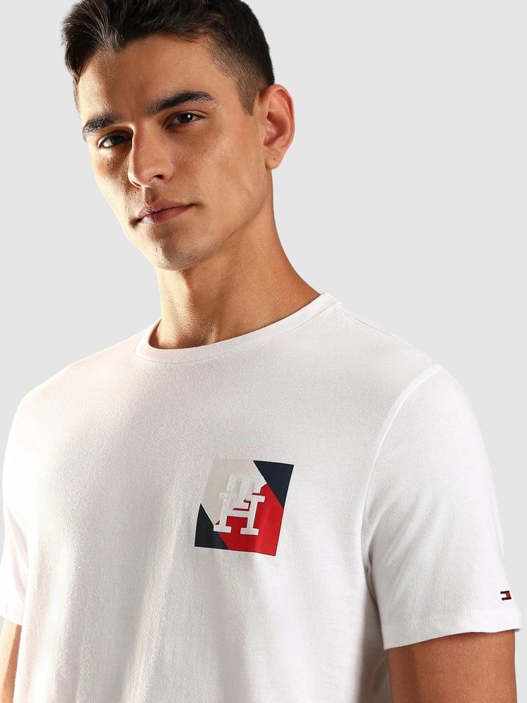 Tommy Hilfiger Men's Box Flag T-Shirt - HIPPO US Brands Tommy Hilfiger