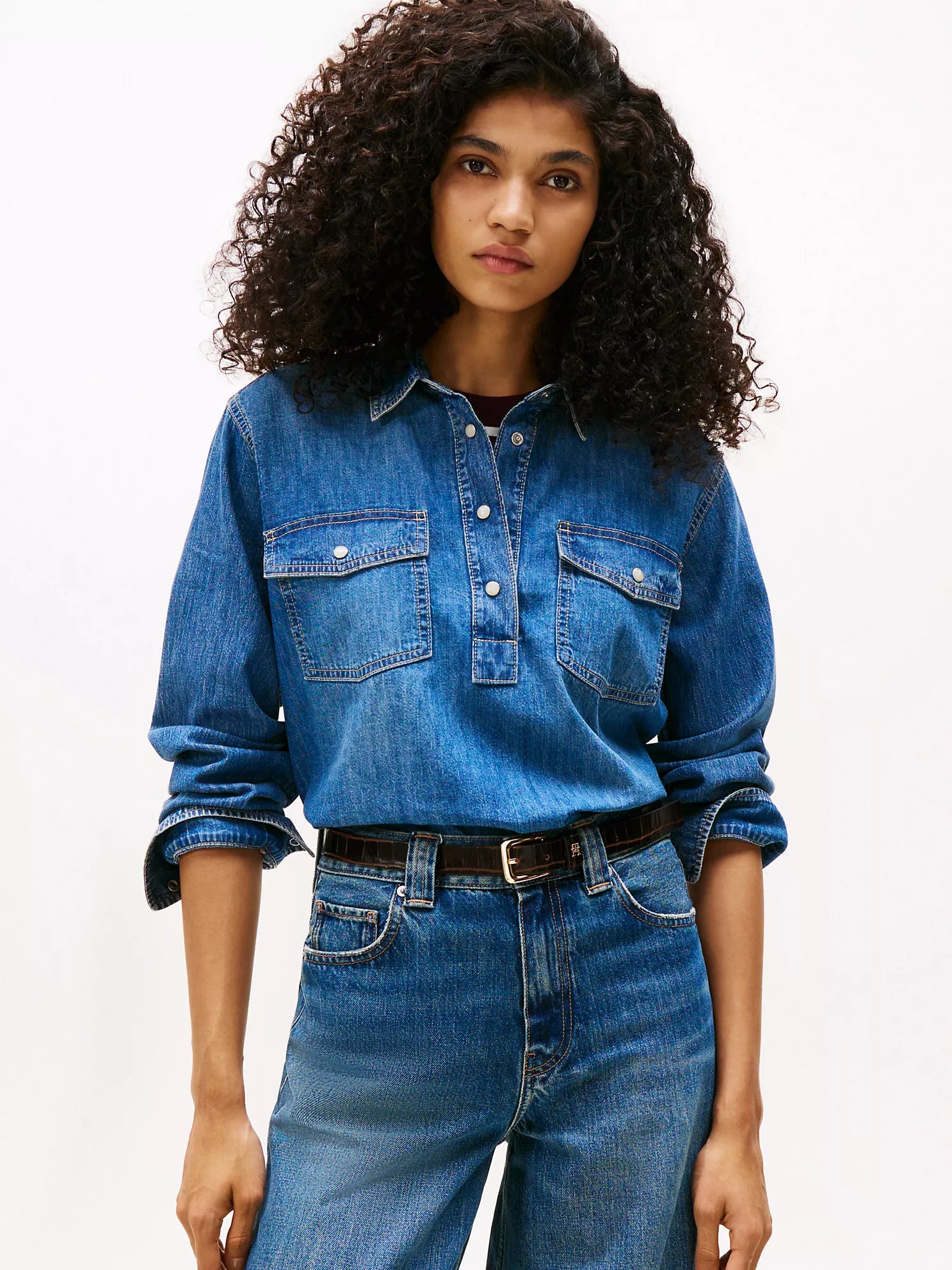 Tommy Hilfiger Women's Shirt Lightweight Denim Relaxed Fit - HIPPO US Brands Tommy Hilfiger