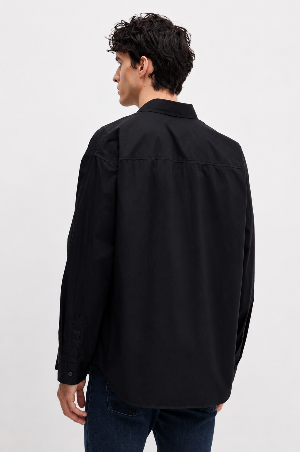 Armani Exchange Men's Black Relaxed Shirt With A Classic Collar - HIPPO US Brands ARMANI EXCHANGE