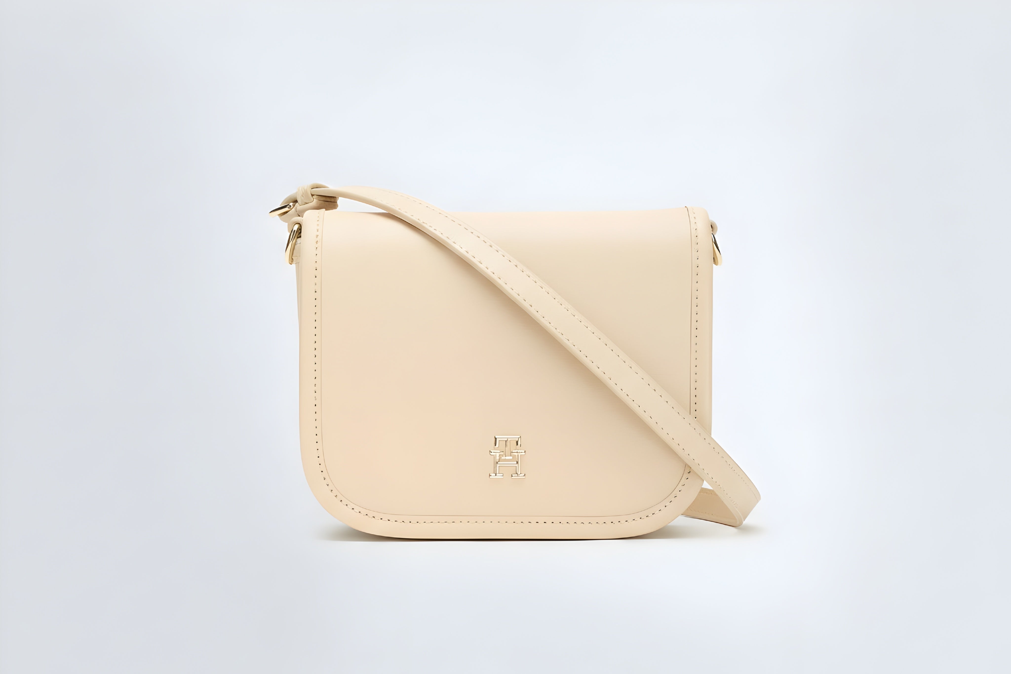 Tommy Hilfiger Solid Crossbody