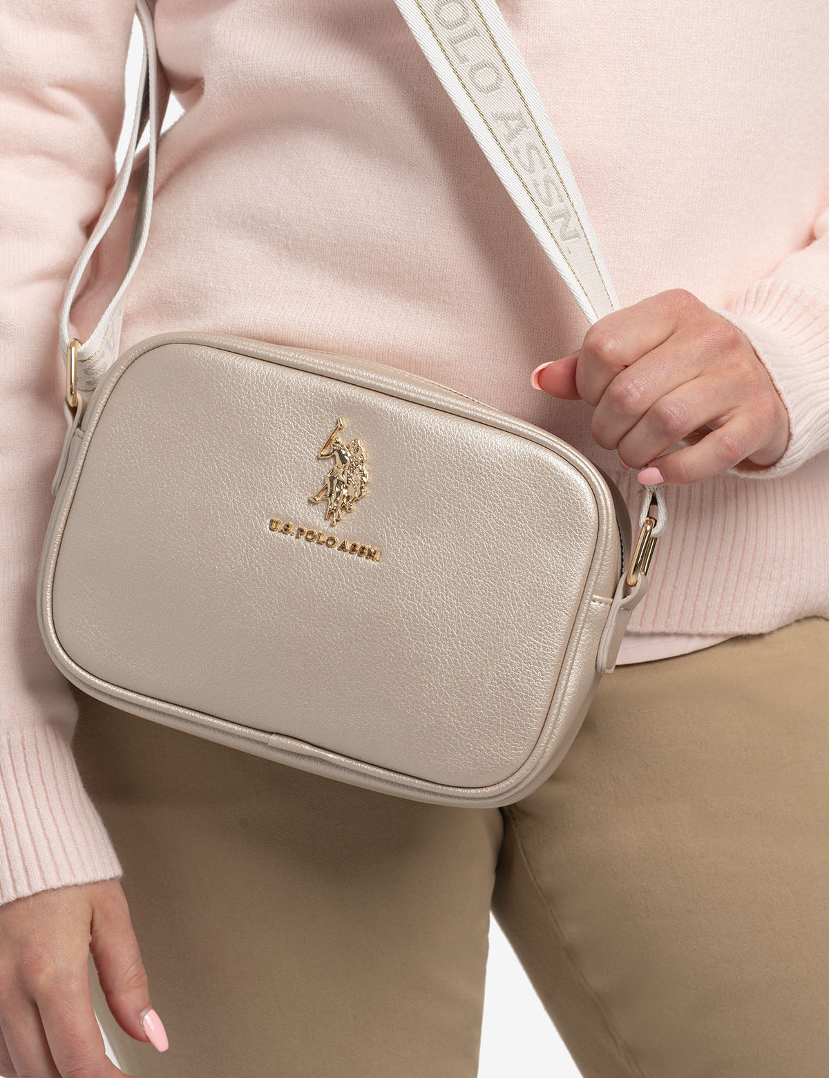 U S. POLO ASSN. CLASSIC ZIP CROSSBODY BAG
