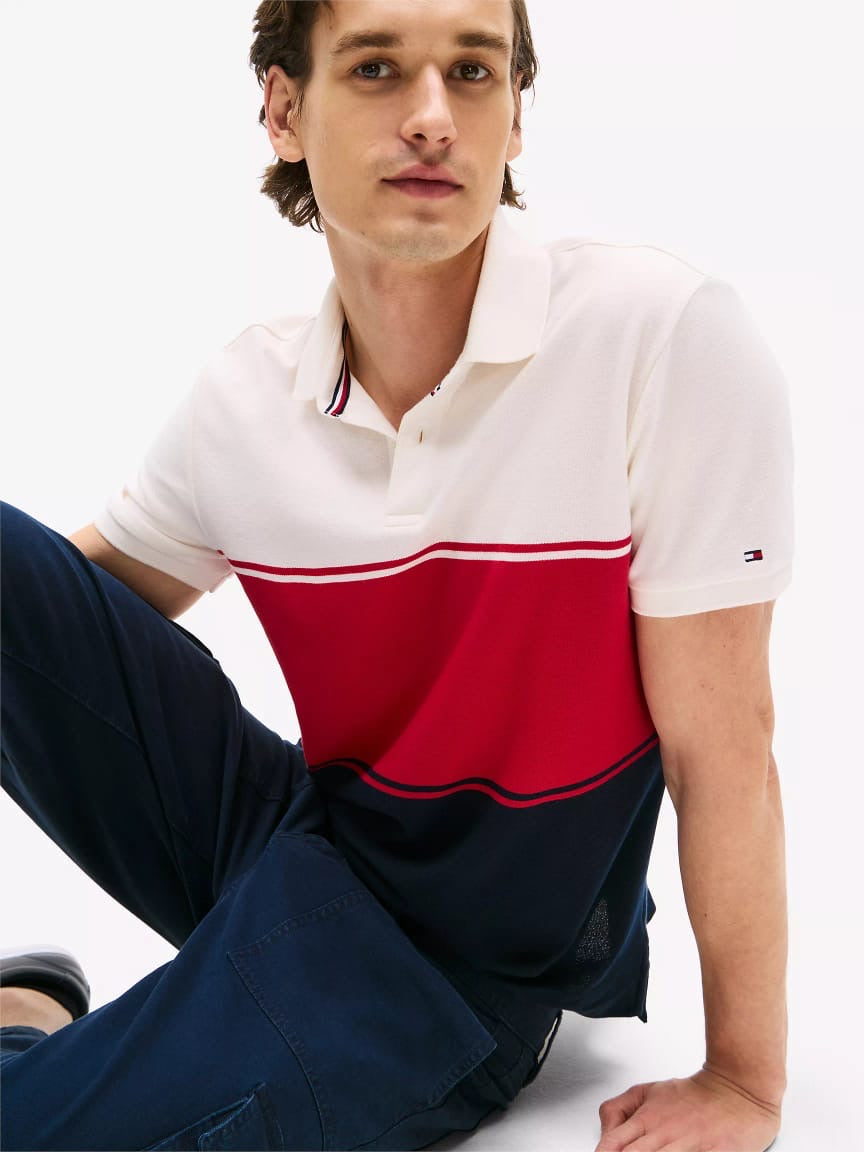 TOMMY HILFIGER Regular Fit Colorblock Wicking Polo