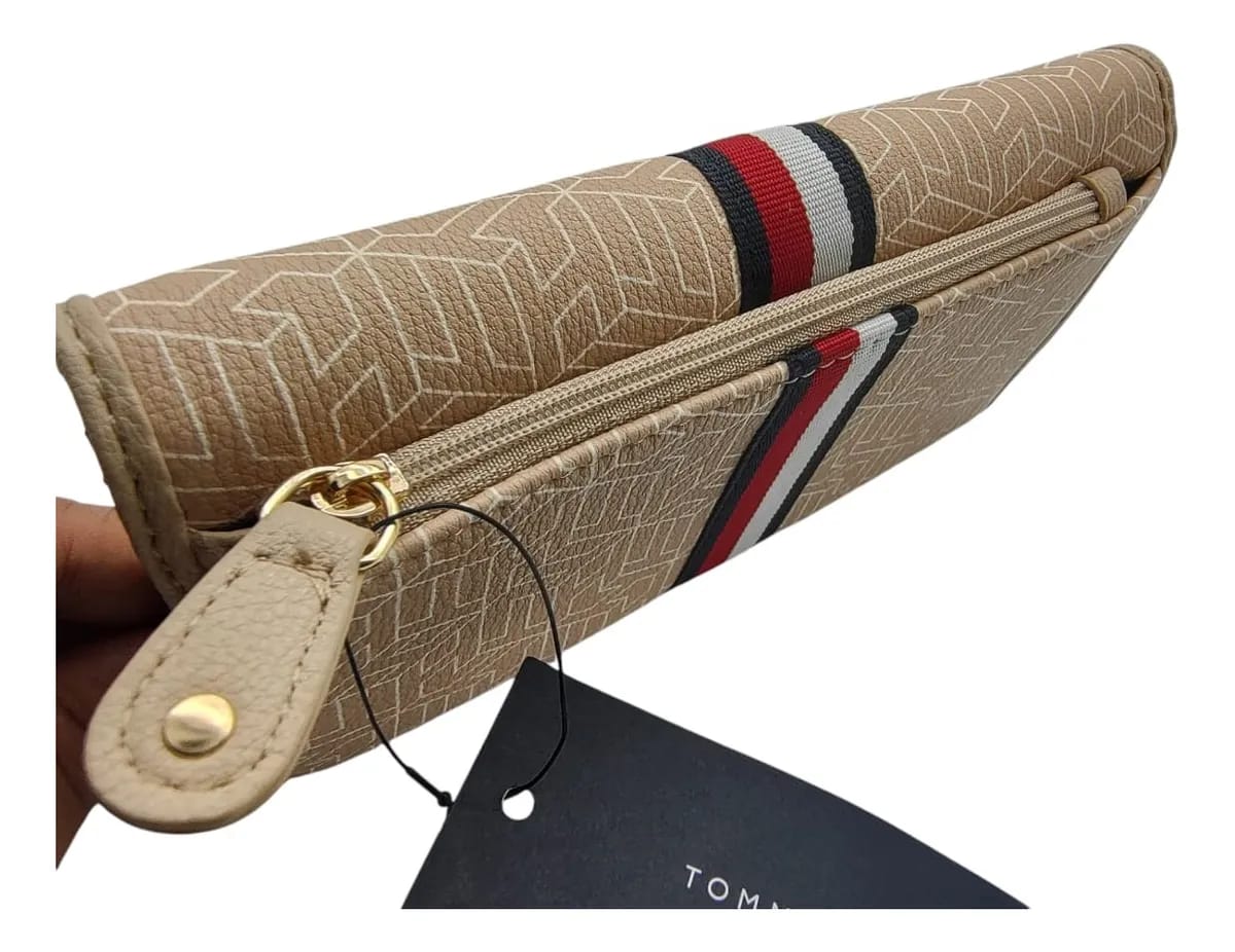 TOMMY HILFIGER Beige Wallet with Clasp Imported USA Plain Beige