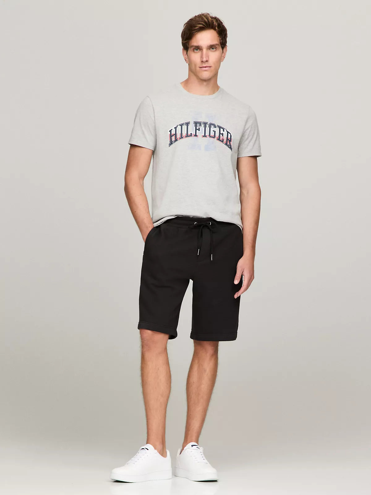 TOMMY HILFIGER . Hilfiger Graphic T-Shirt