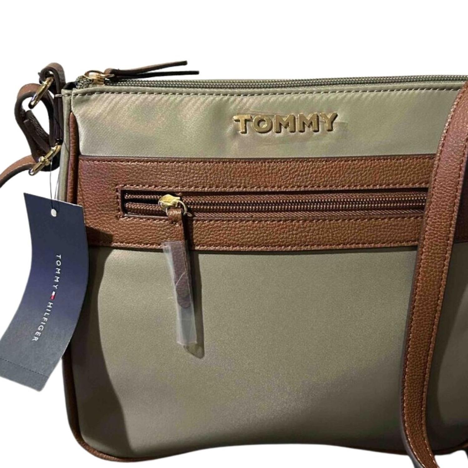 Michael Kors Kempton Crossbody Body