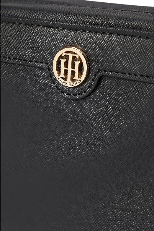 Tommy Hilfiger Gretta II Camera Crossbody Saffiano