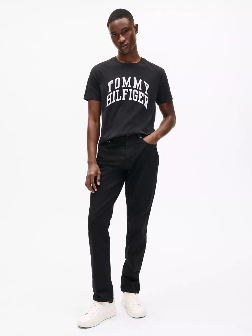 TOMMY HILFIGER Block Letter Logo T-Shirt