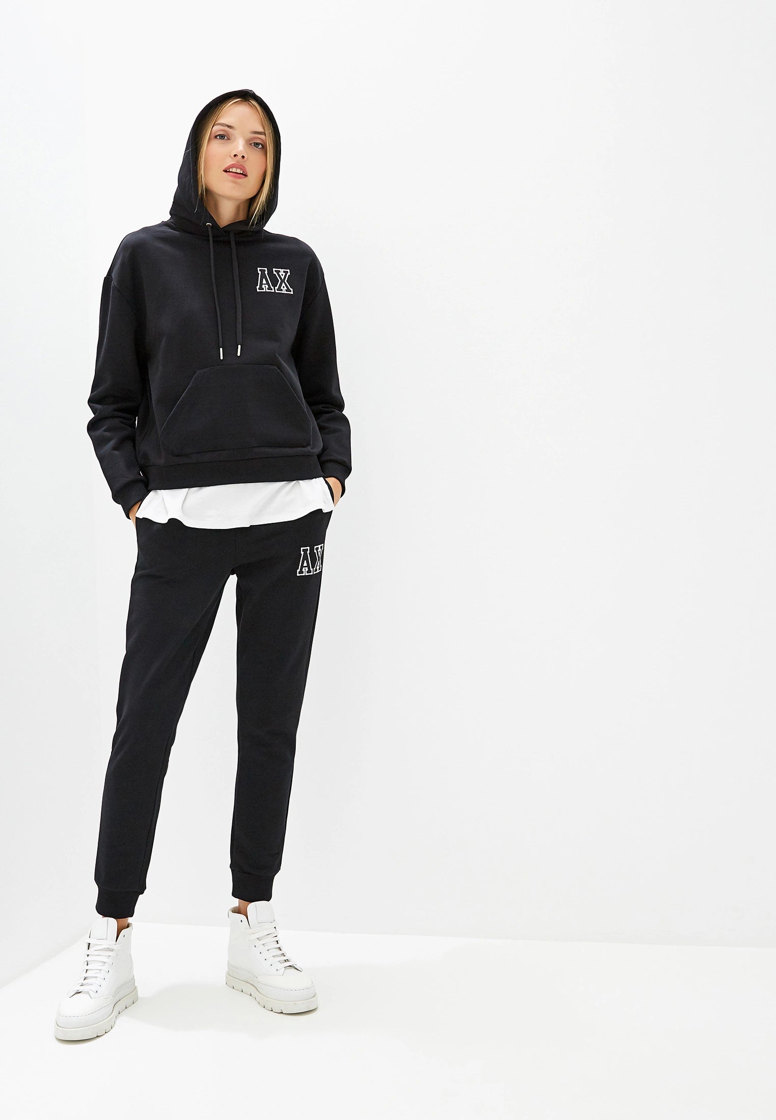 ARMANI EXCHANGE WOMEN.S Sweatshirt