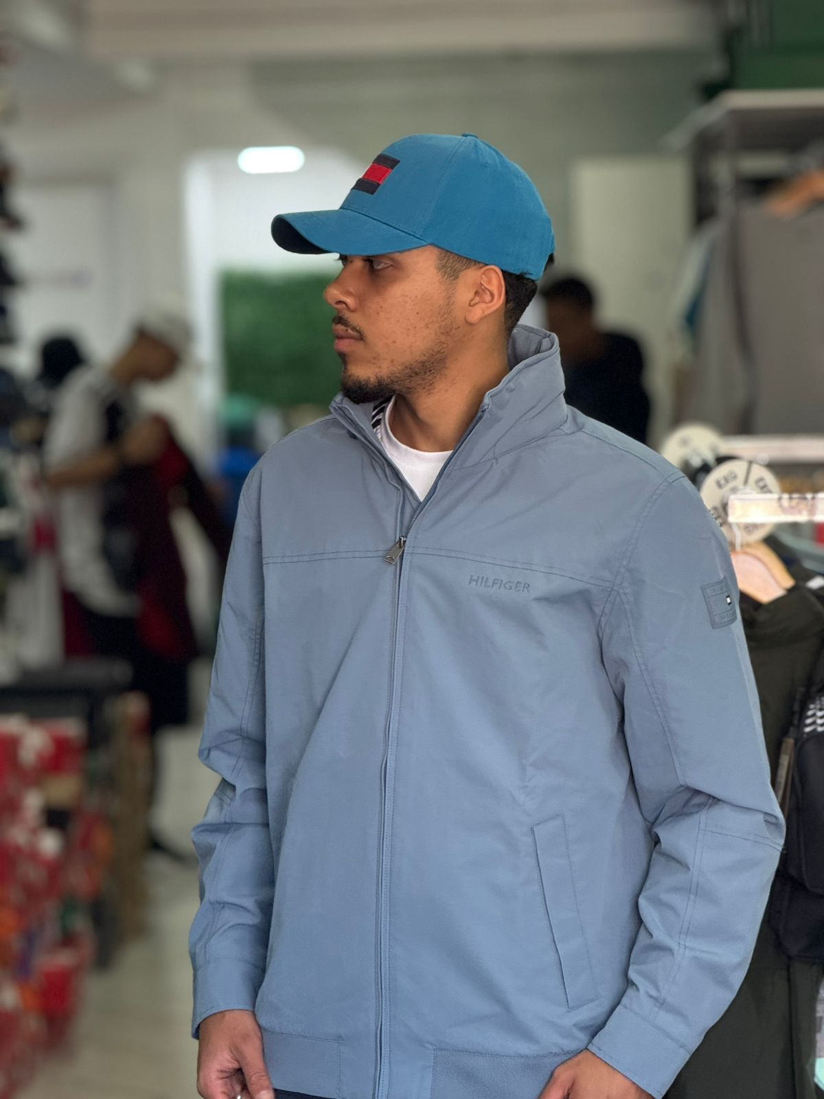 TOMMY HILFIGER Men's Lightweight Waterproof Regatta Bomber Jacket