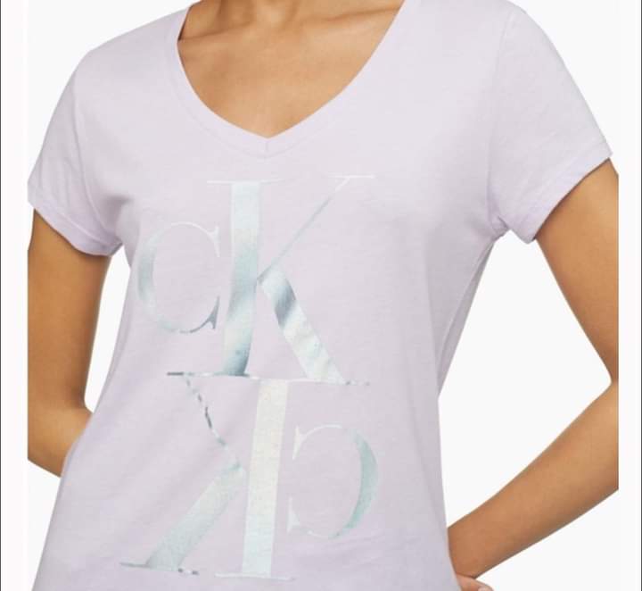 CALVIN KLEIN Women’s V-Neck T-Shirt