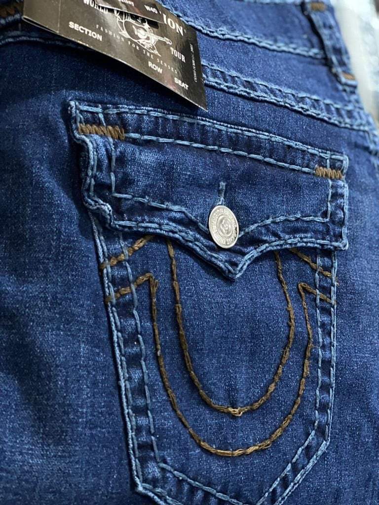 TRUE RELIGION ROCCO SUPER T SKINNY JEAN