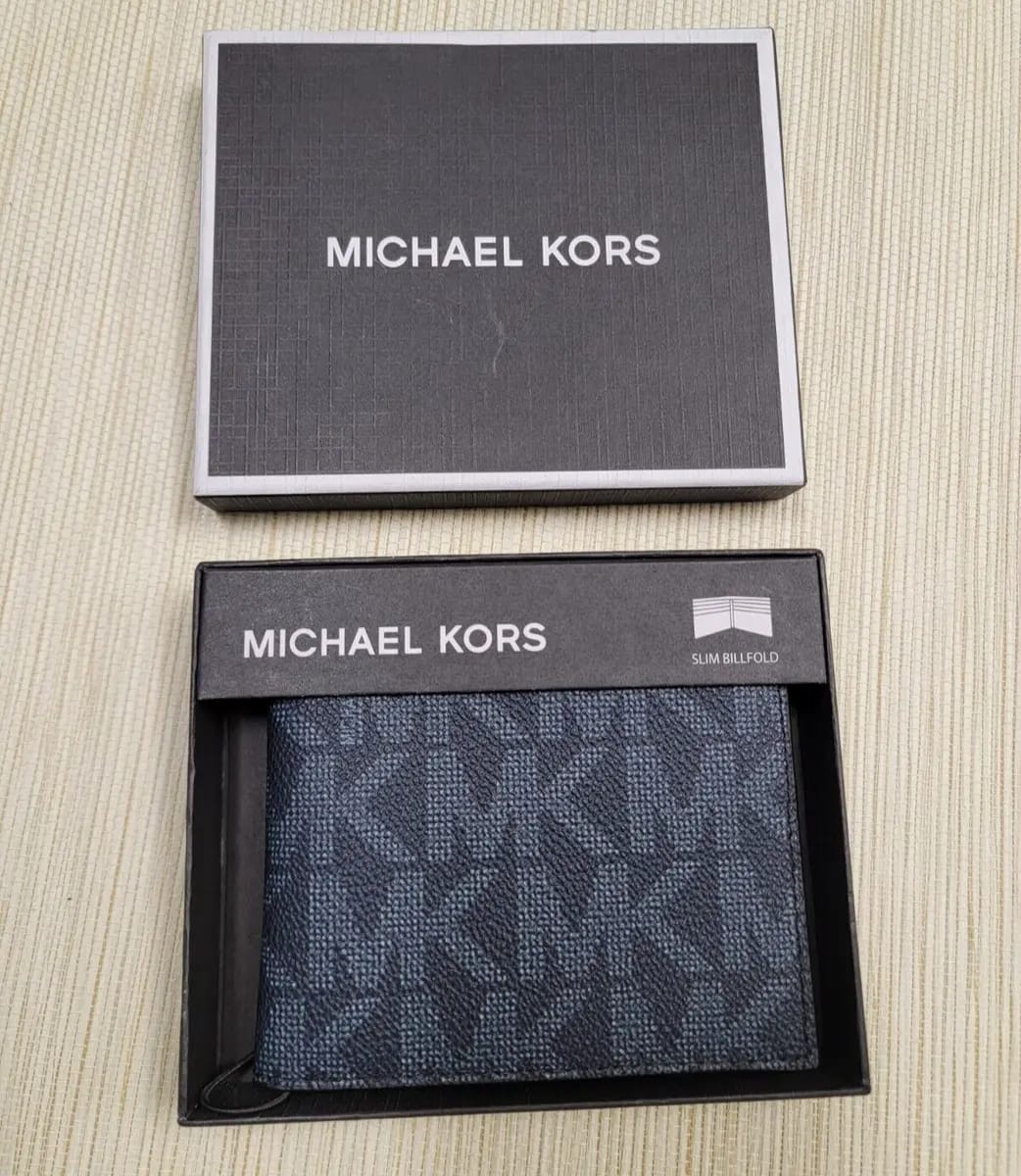 MICHAEL KORS bifold genuine leather wallet