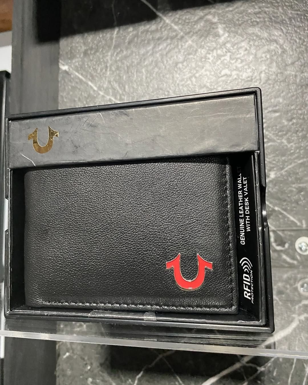 TRUE RELIGION bifold genuine leather wallet