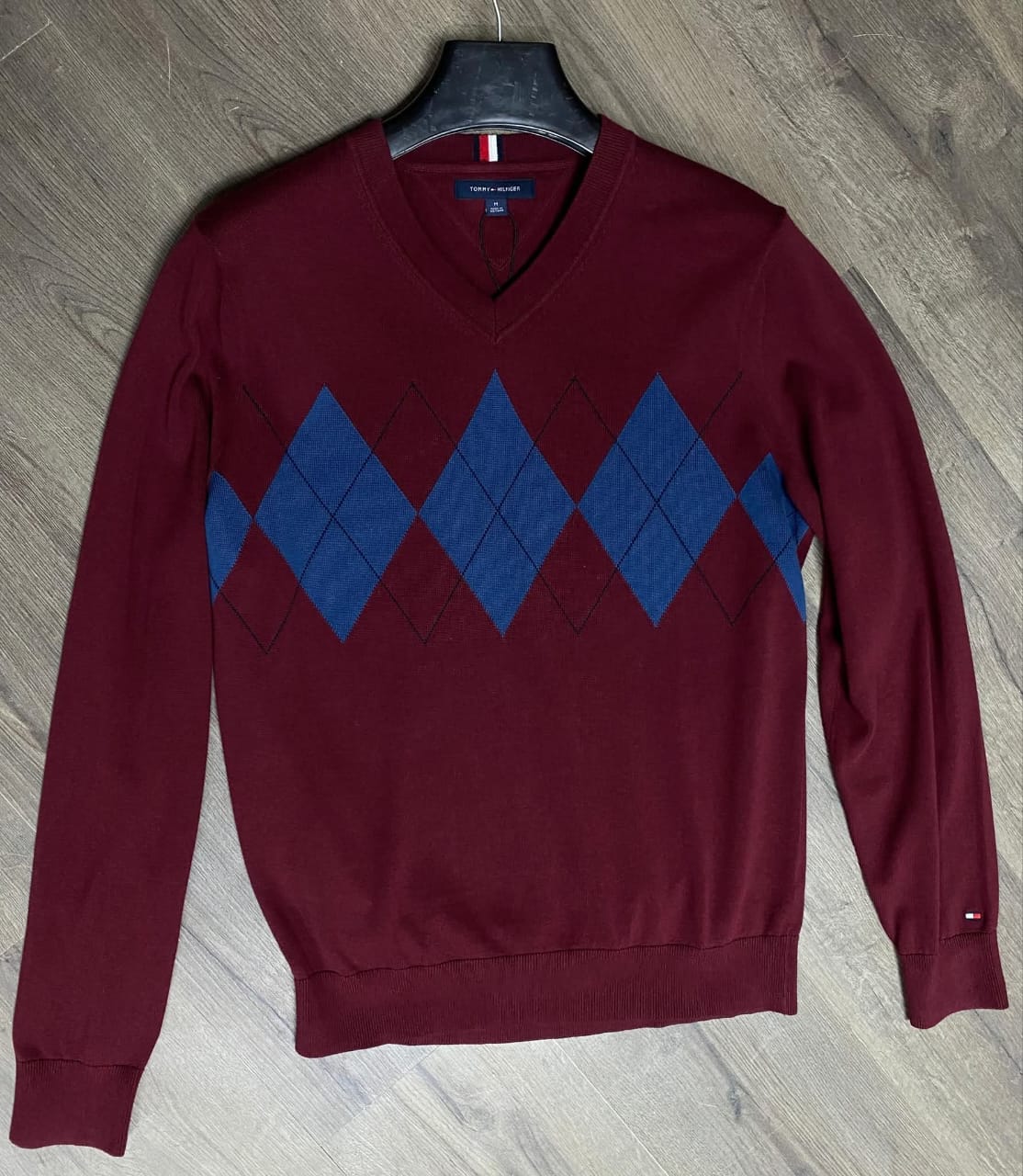 TOMMY HILFIGER Men's V-Neck Argyle
