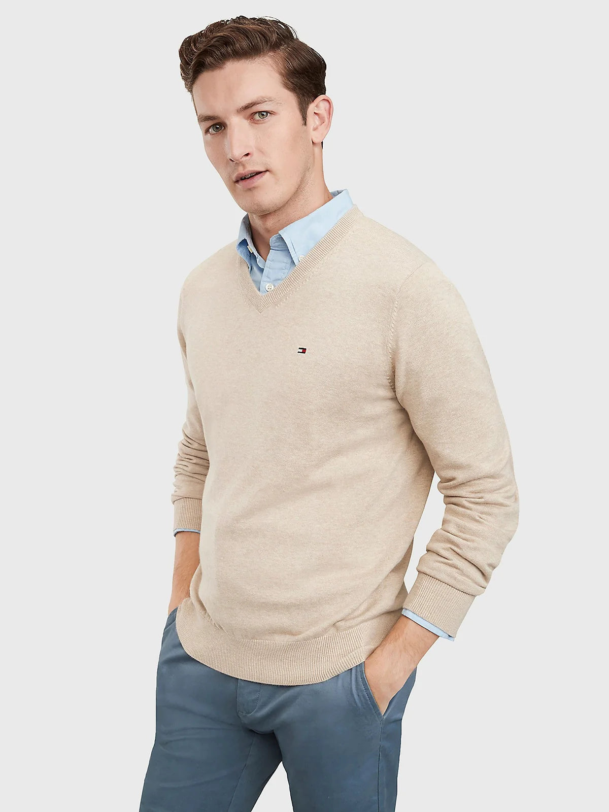 TOMMY HILFIGER Essential V-Neck Sweater - Men