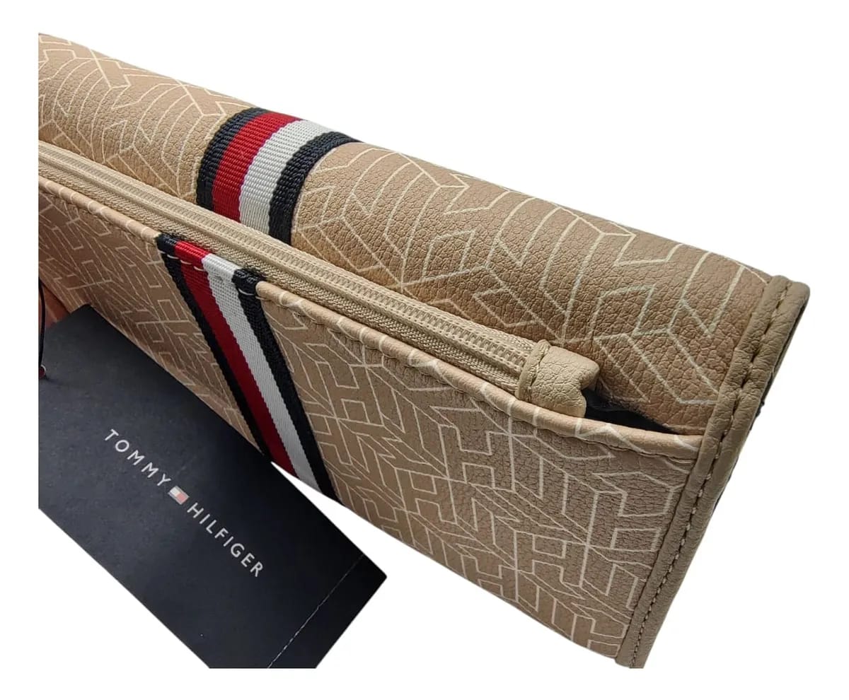 TOMMY HILFIGER Beige Wallet with Clasp Imported USA Plain Beige